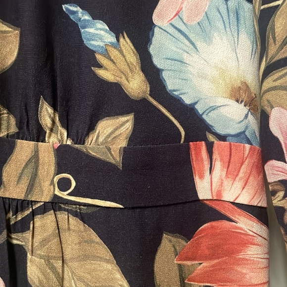 Ann Taylor Keyhole Neckline Floral Print Midi Dress | Size 4 | Elegant Wedding - Picture 5 of 15